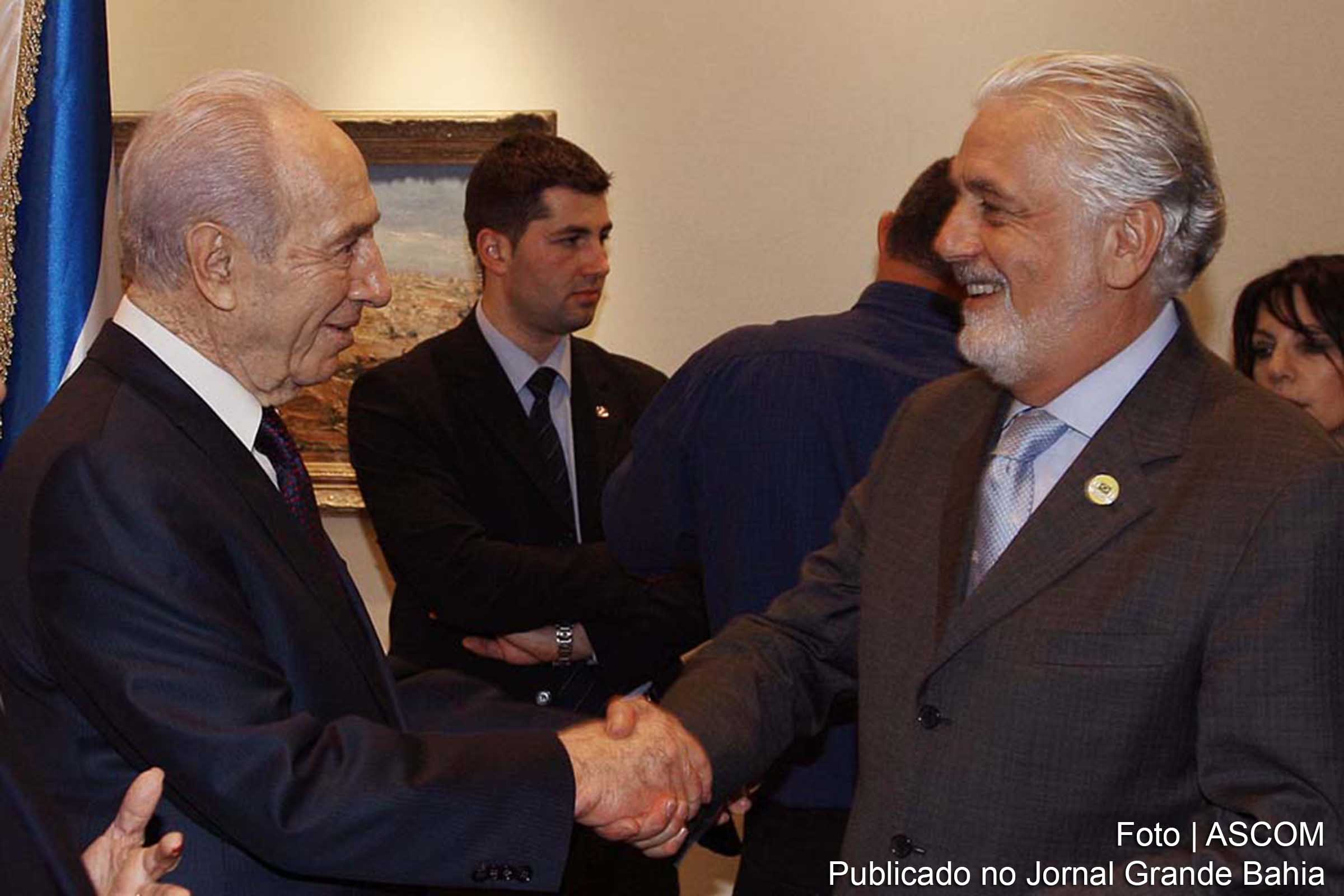 Shimon Peres e Jaques Wagner em Israel. Governador tem origem no judaísmo, o que pode facilitar acordo entre os Governos da Bahia e israelense.
