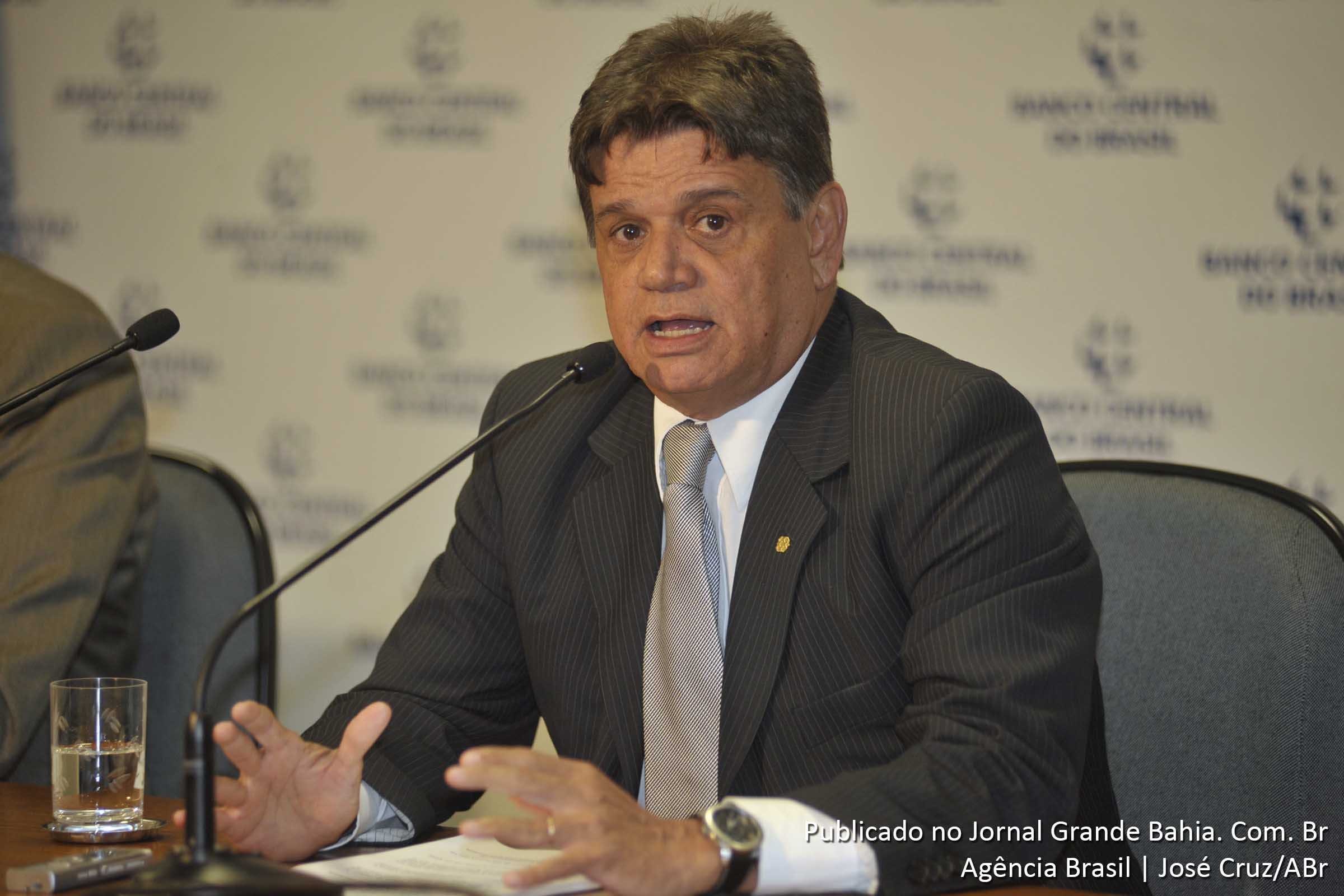 O secretário executivo do Banco Central, Geraldo Magela Siqueira, fala durante reunião do Conselho Monetário Nacional (CMN).