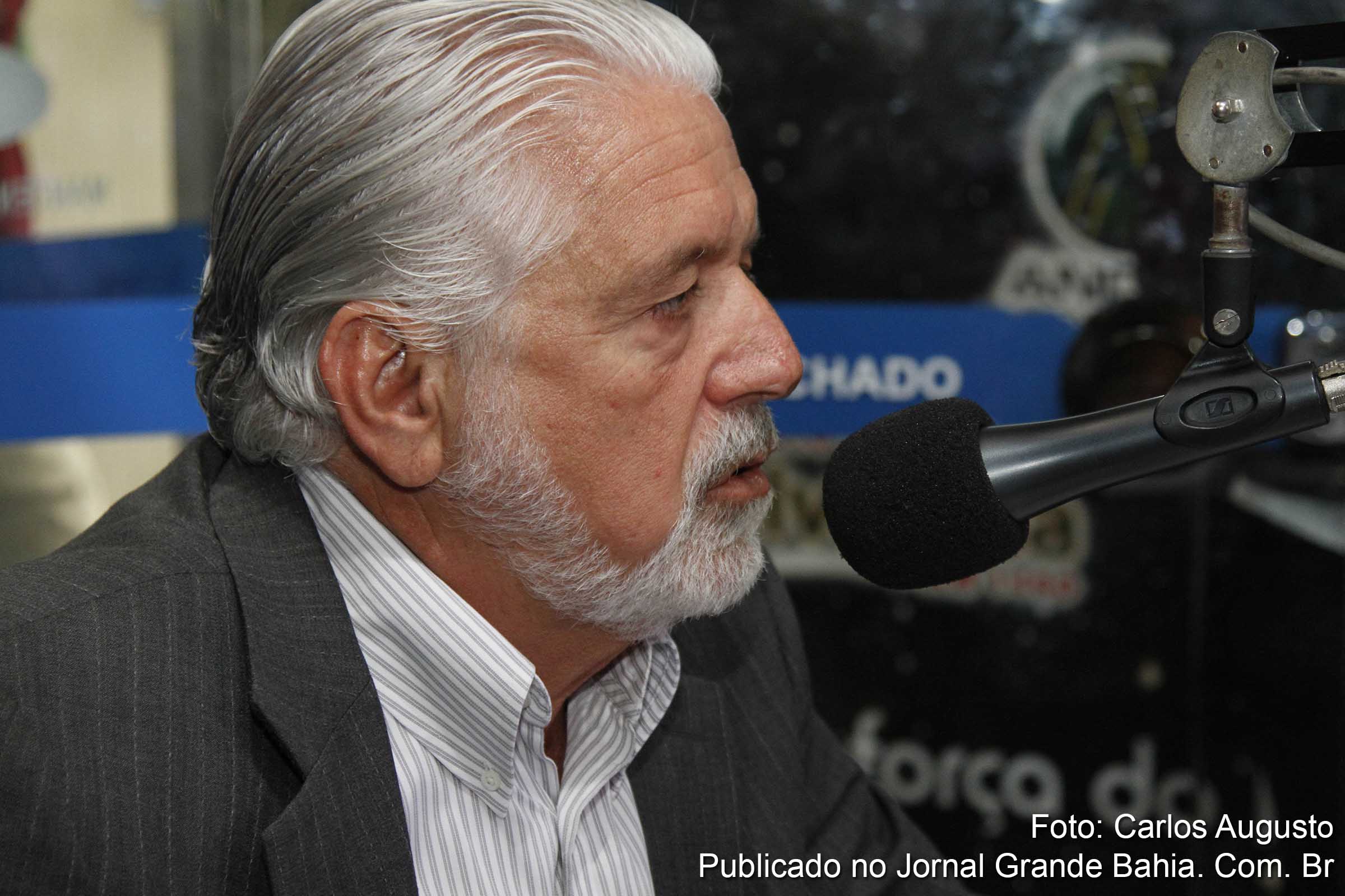Governador Jaques Wagner libera R$ 1,3 bilhão. (Foto: Carlos Augusto | Jornal Grande Bahia)
