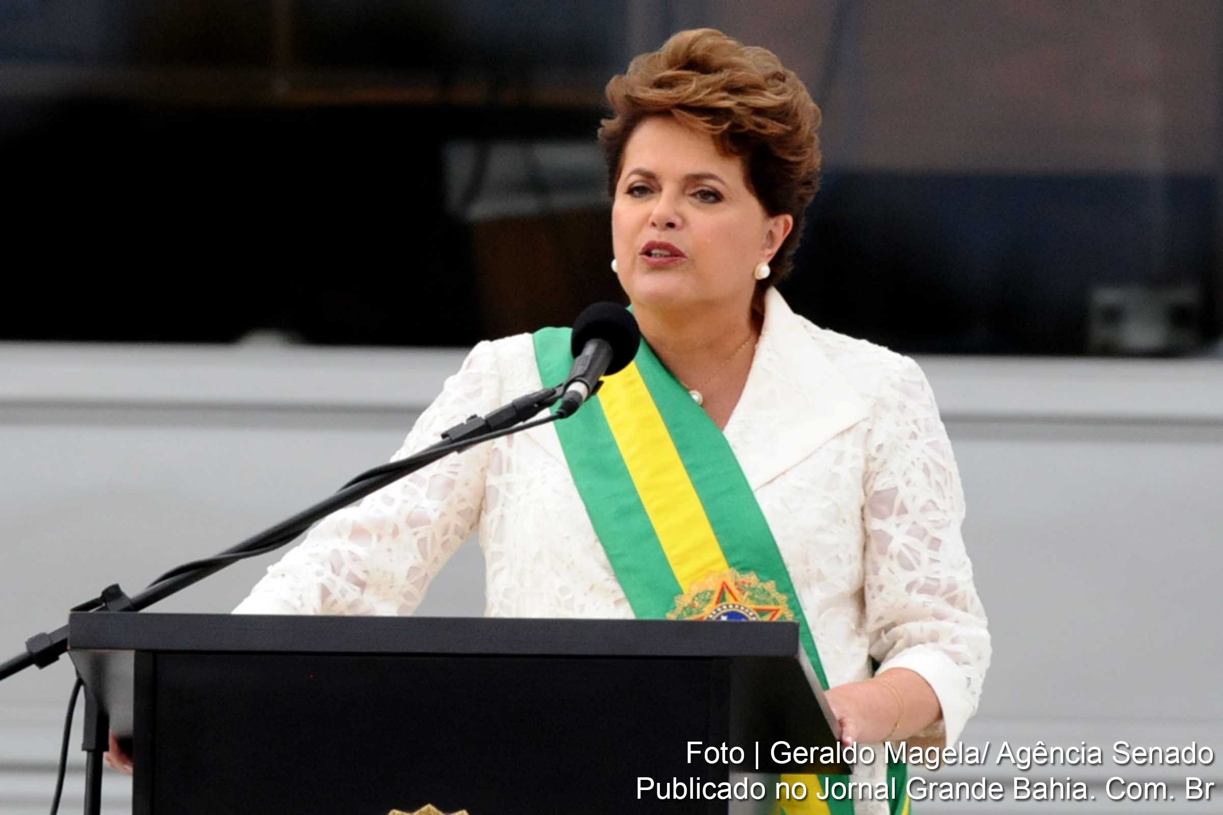 A presidente Dilma Rousseff sancionou, com vetos , a Lei de Diretrizes Orçamentárias (LDO) para 2015.