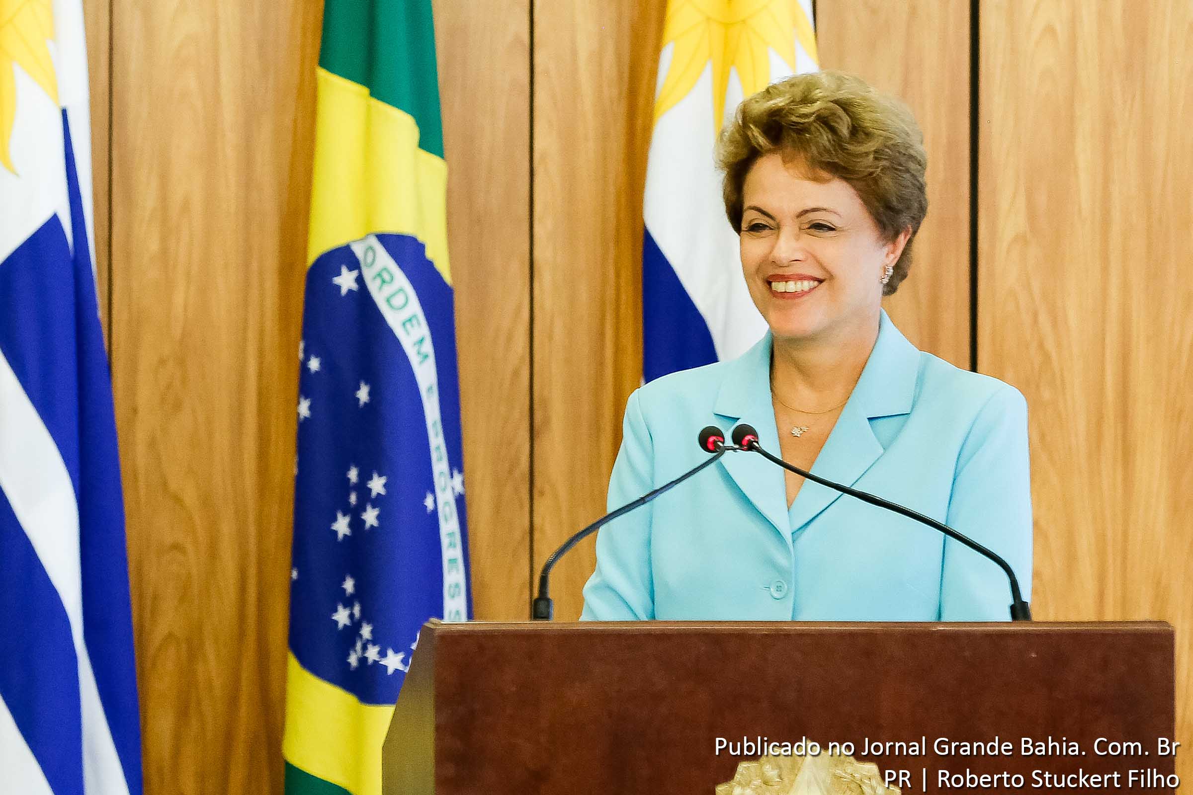 Presidenta Dilma Rousseff descarta base legal para impeachment.