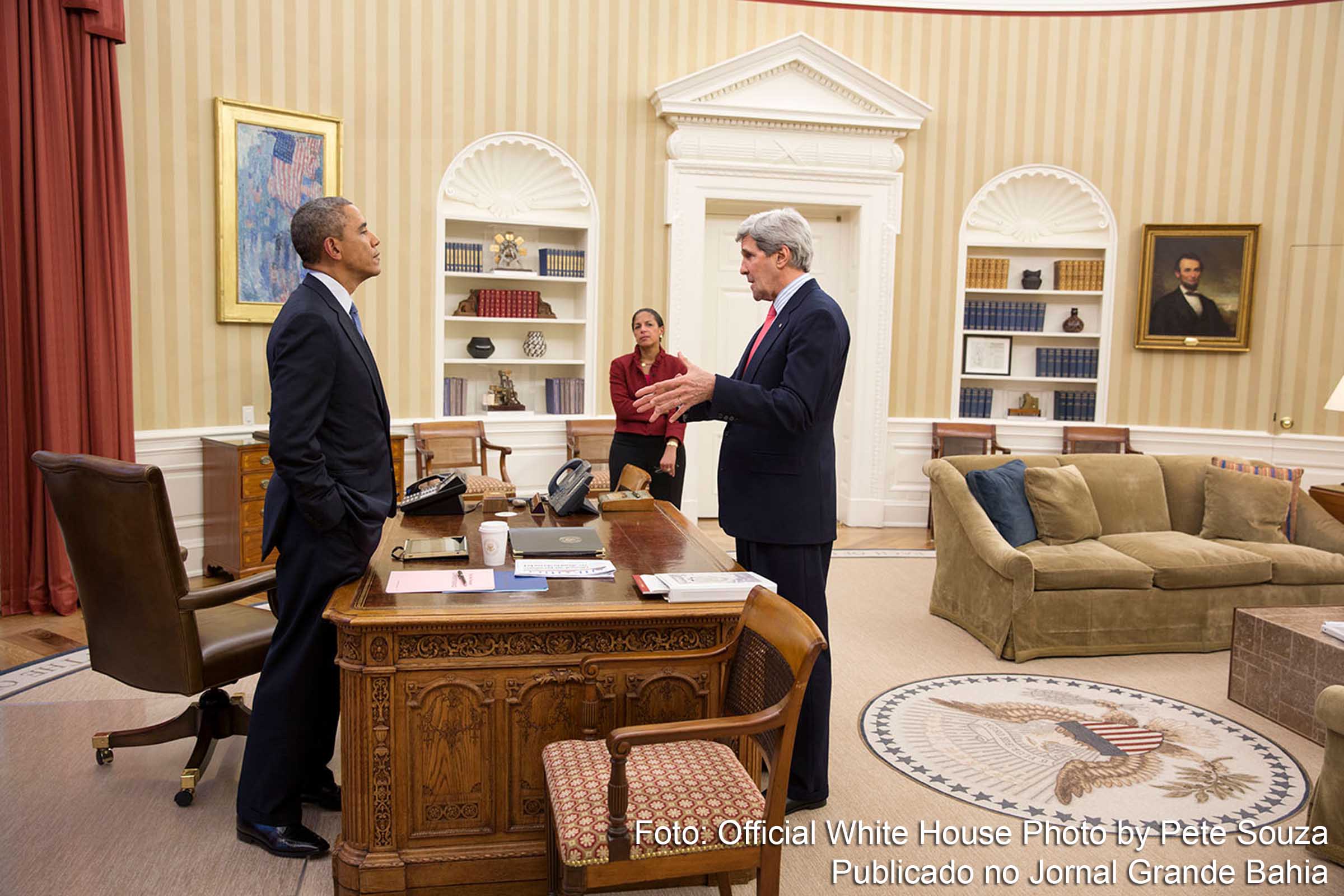 Presidente Barack Obama e o vice-presidente John Kerry.