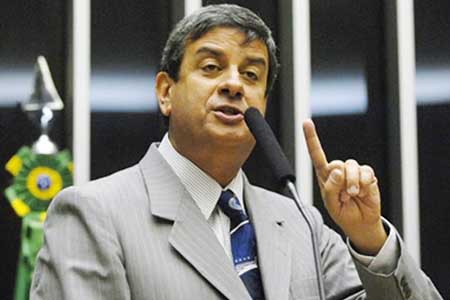 O ex-deputado federal Colbert Martins Filho é o novo presidente do PMDB em Feira de Santana.