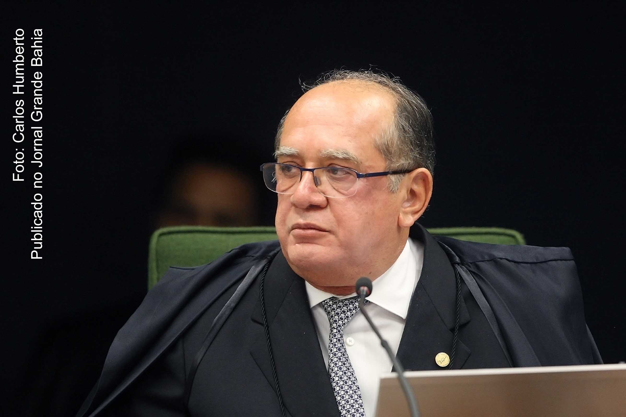 Ministro Gilmar Mendes requer reanálise das contas da campanha presidencial.