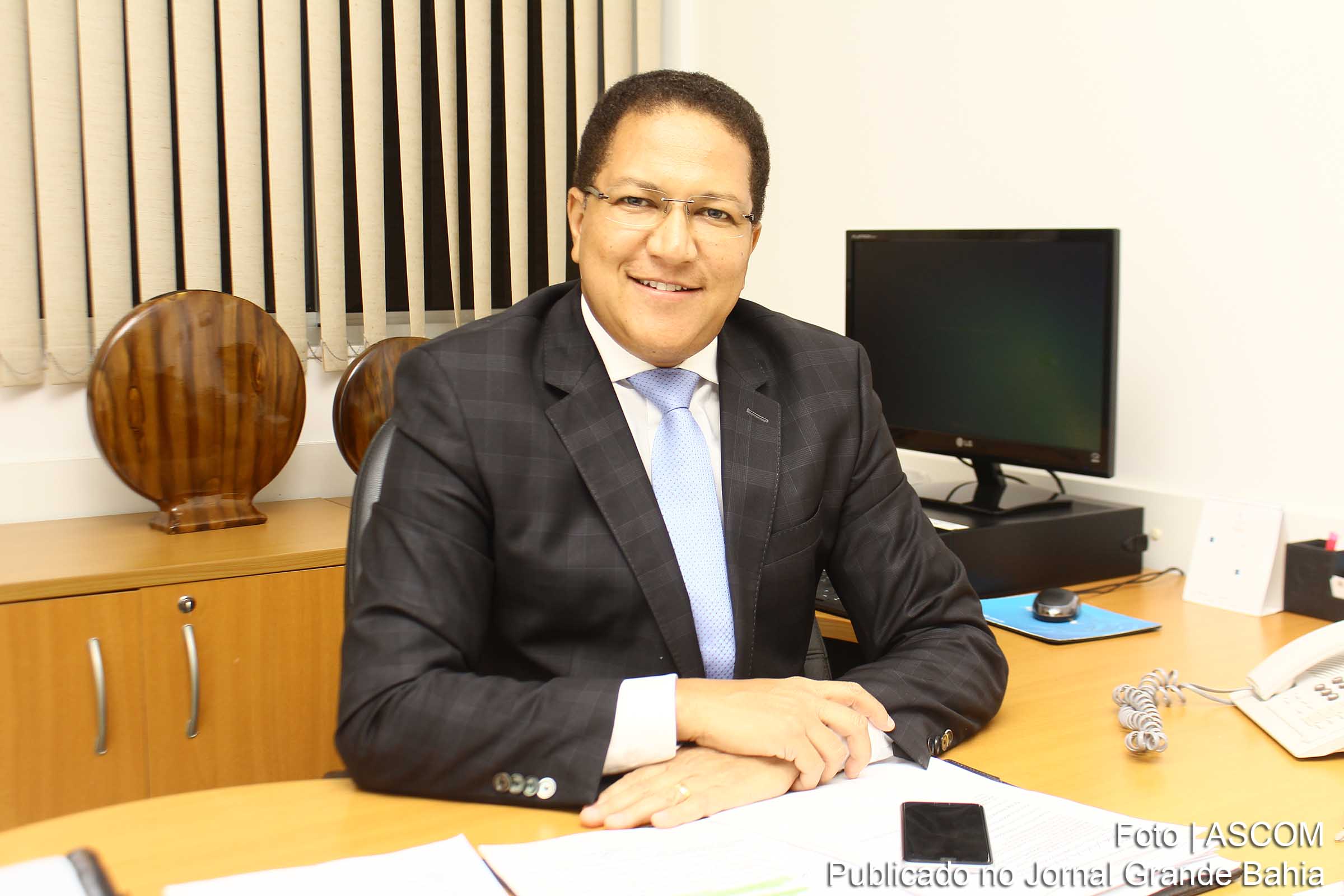 Deputado Augusto Castro assume procuradoria parlamentar da Alba.