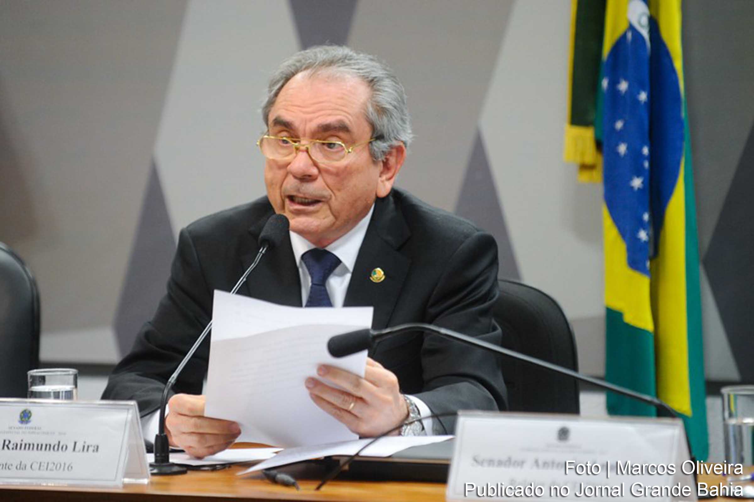 Presidente Raimundo Lira (PMDB-PB).