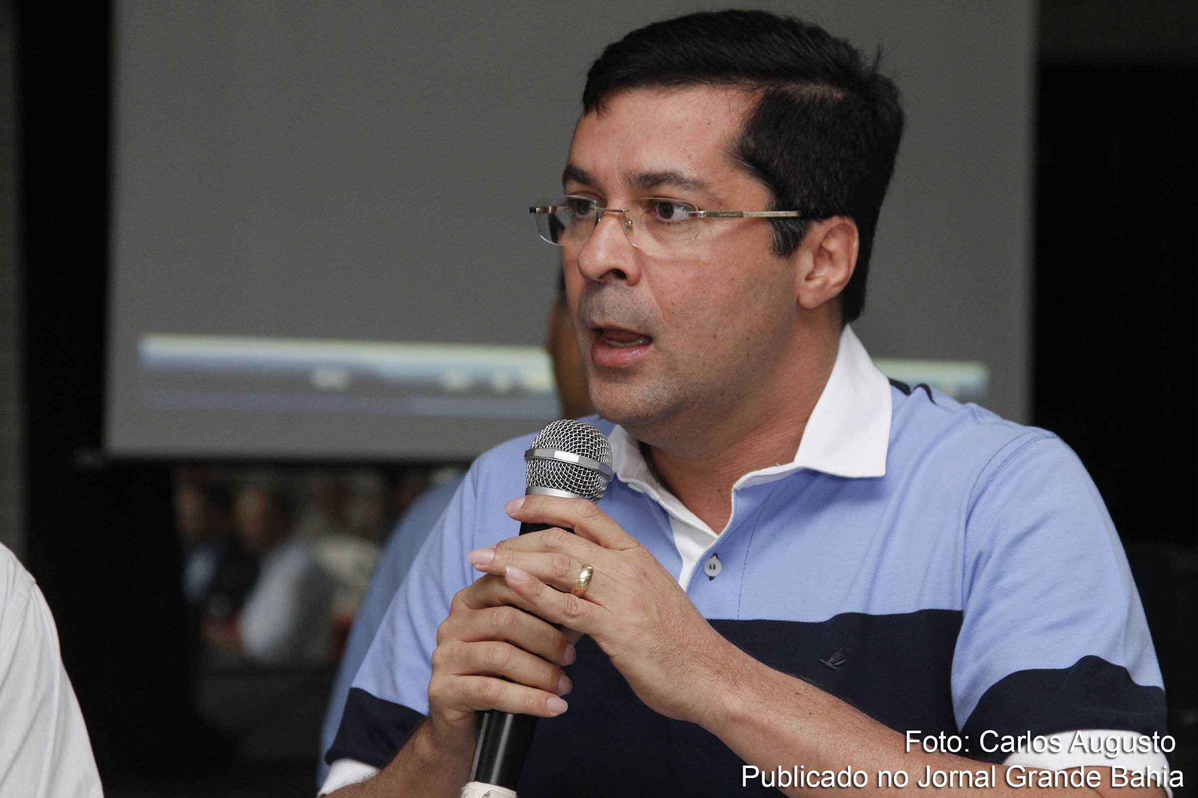 Deputado federal Fernando Dantas Torres assume Secretaria de Desenvolvimento Urbano. Aliança PT/PSD é fortalecida.