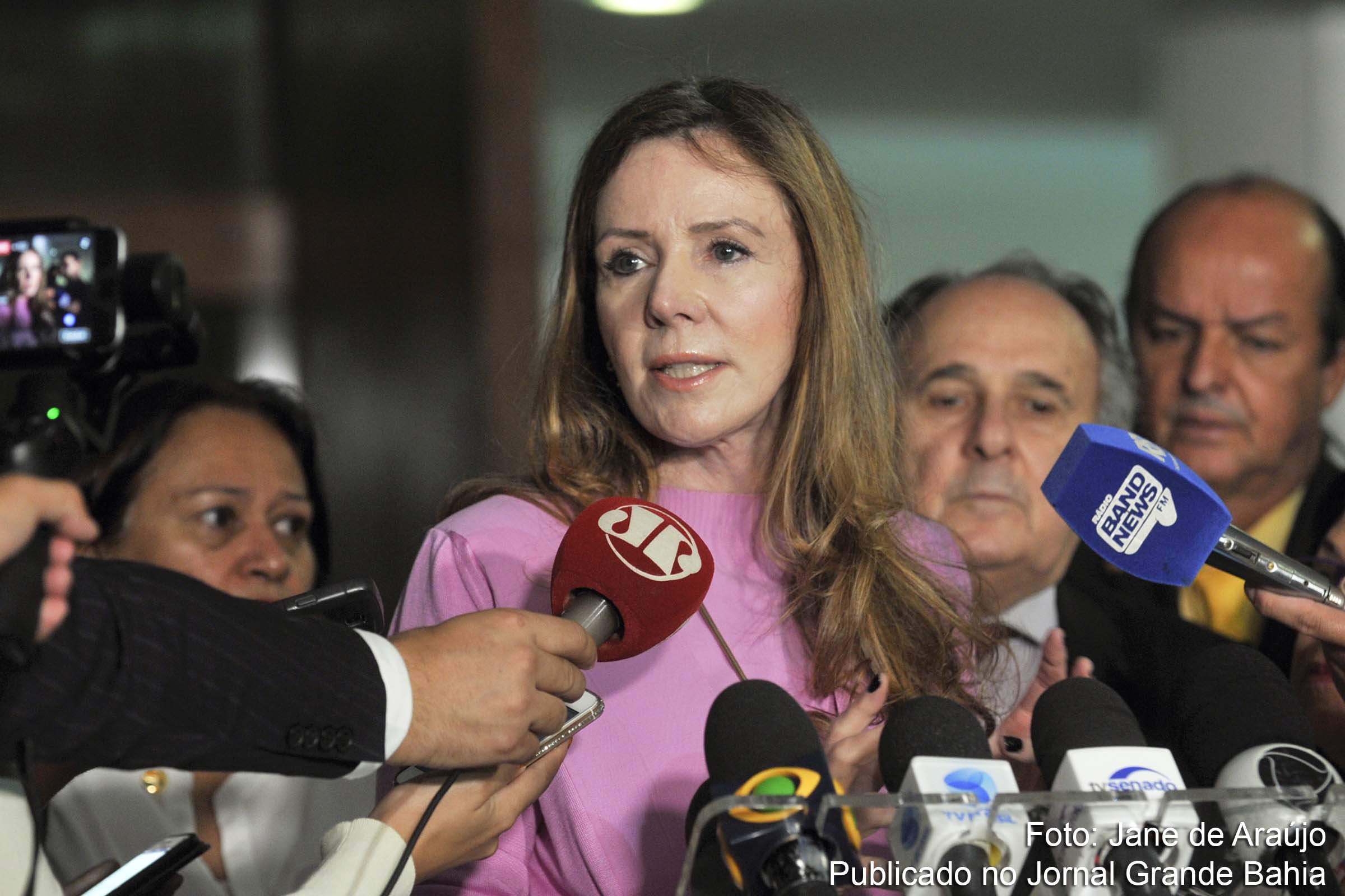 Senadora Vanessa Grazziotin (PCdoB-AM) critica proposta do governo Temer.