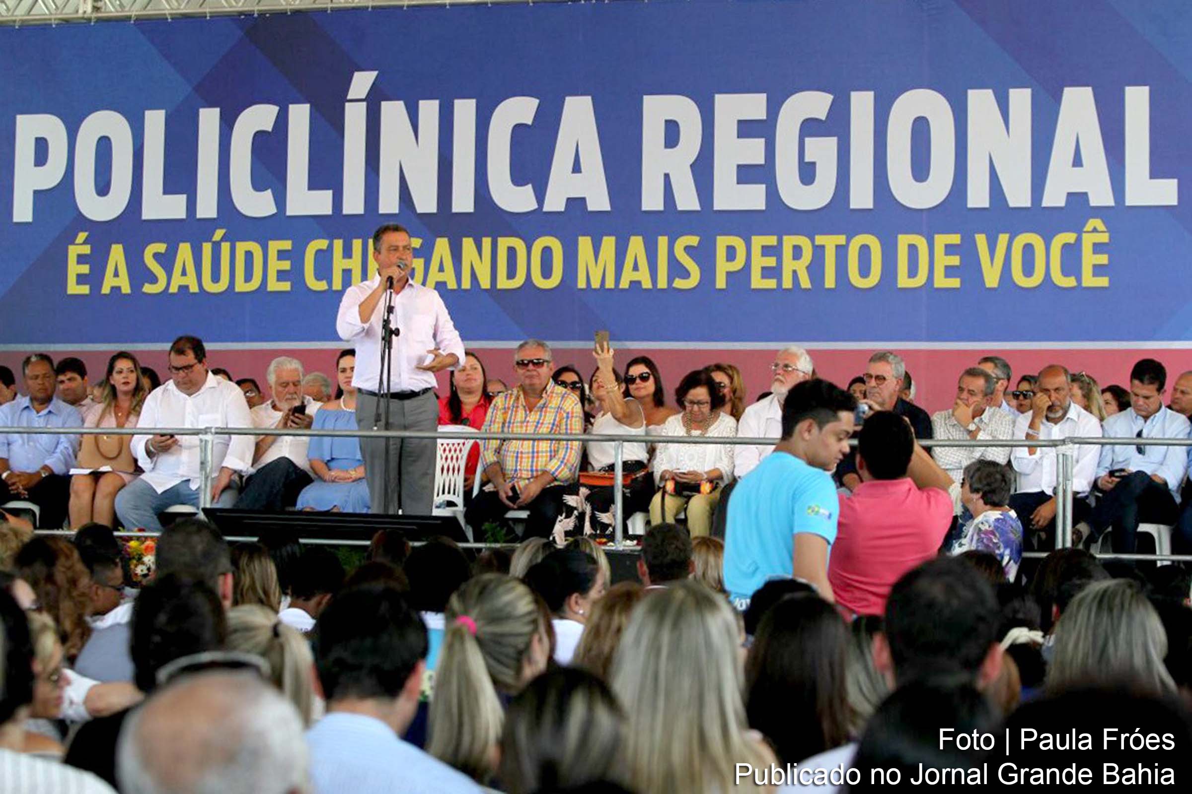 Governador Rui Costa durante inauguração da Policlínica Regional de Saúde de Jequié.