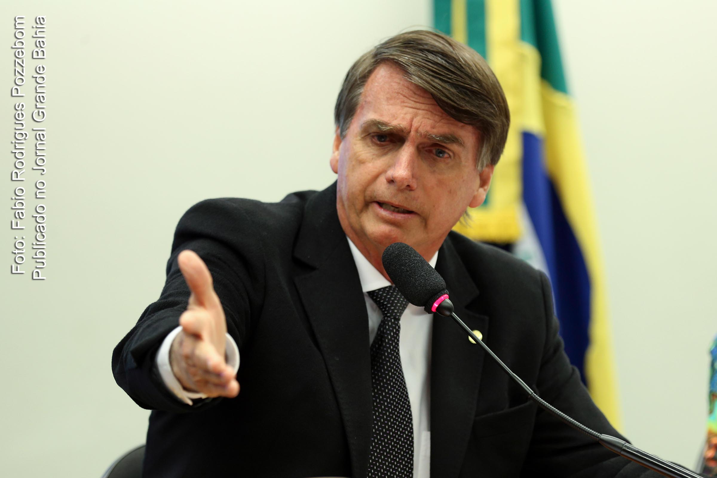 Páginas vinculadas ao deputado Jair Messias Bolsonaro são suspensas pelo Facebook.