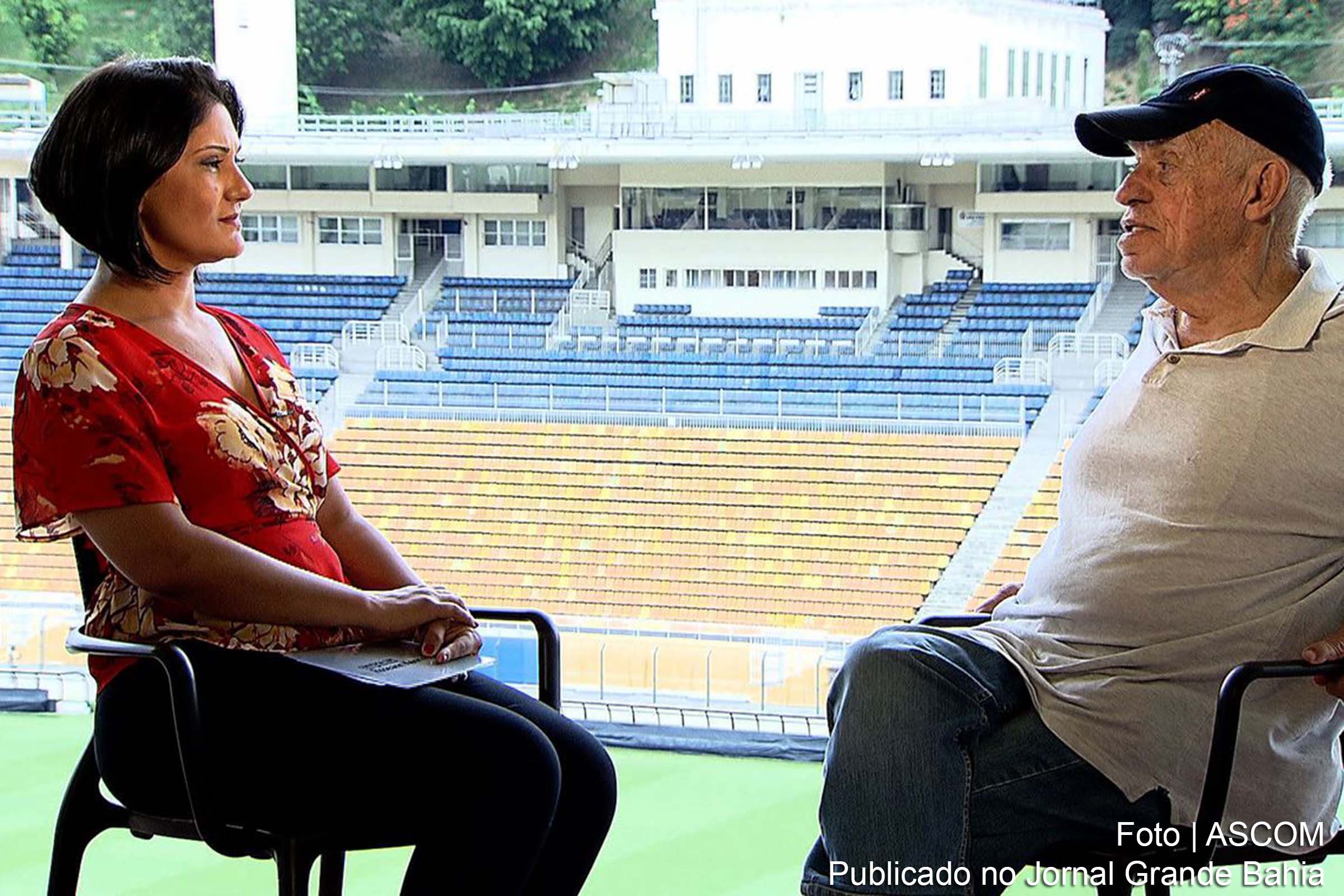 Irreverente e conhecedor do futebol brasileiro, o narrador esportivo Silvio Luiz concede entrevista a Roseann Kennedy.