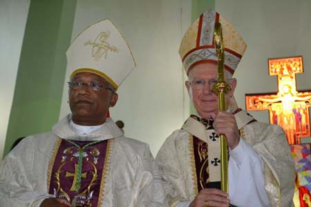 O arcebispo metropolitano dom Zanoni Demettino e o emérito dom Itamar Vian poderão estar hoje na Assembleia da CNBB.