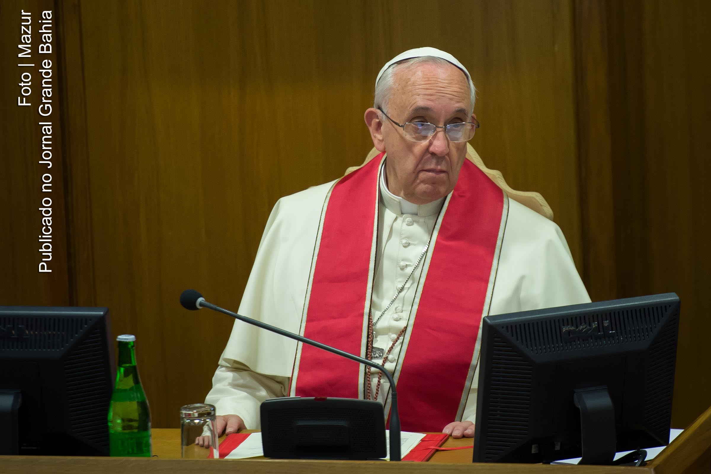 Em nome da Igreja Católica, o Papa Francisco pediu perdão pelos maus tratos contra ciganos.