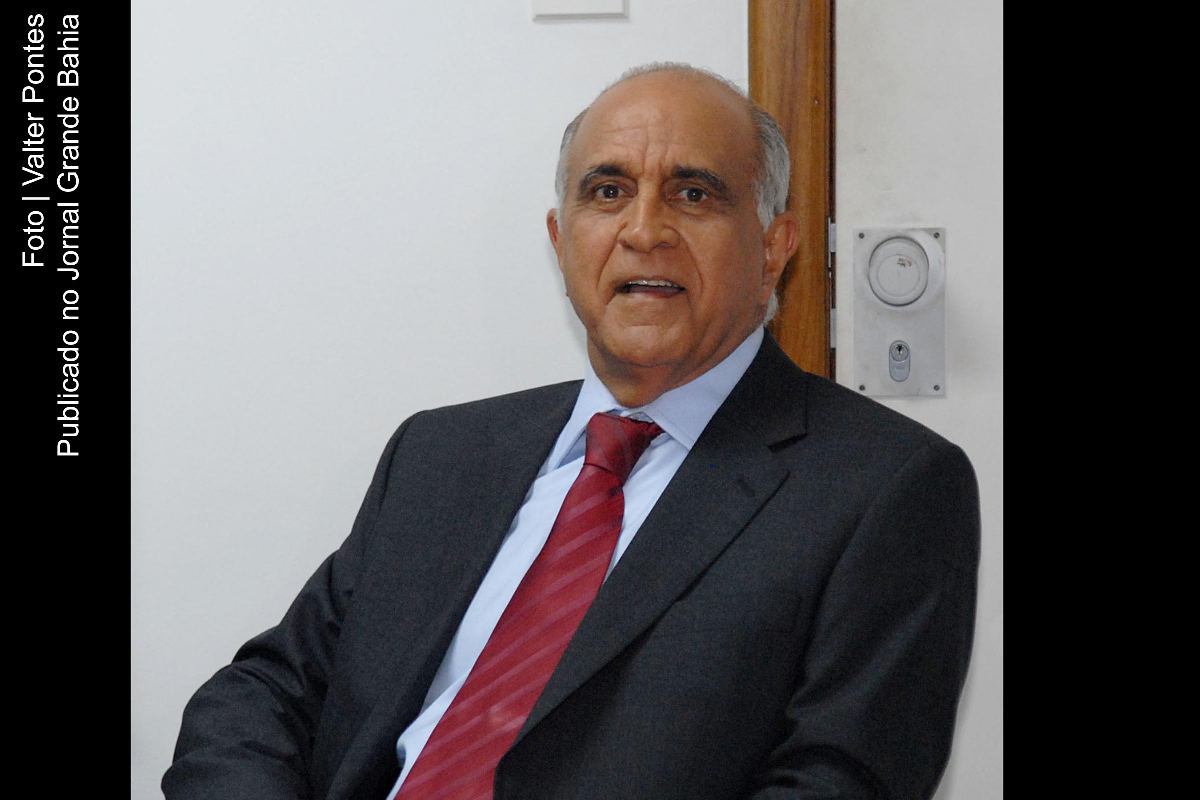 Paulo Souto (DEM), ex-governador da Bahia Paulo Souto (DEM), ex-governador da Bahia de 1995 a 1998 e de 2003 a 2007.