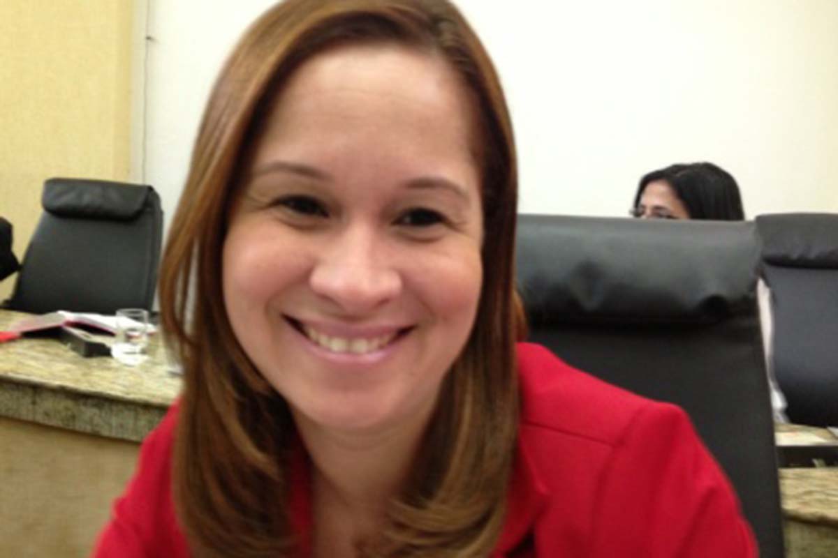 A ex-vereadora Cintia Machado é a nova secretária de Habitação e Regulação Fundiária de Feira de Santana.
