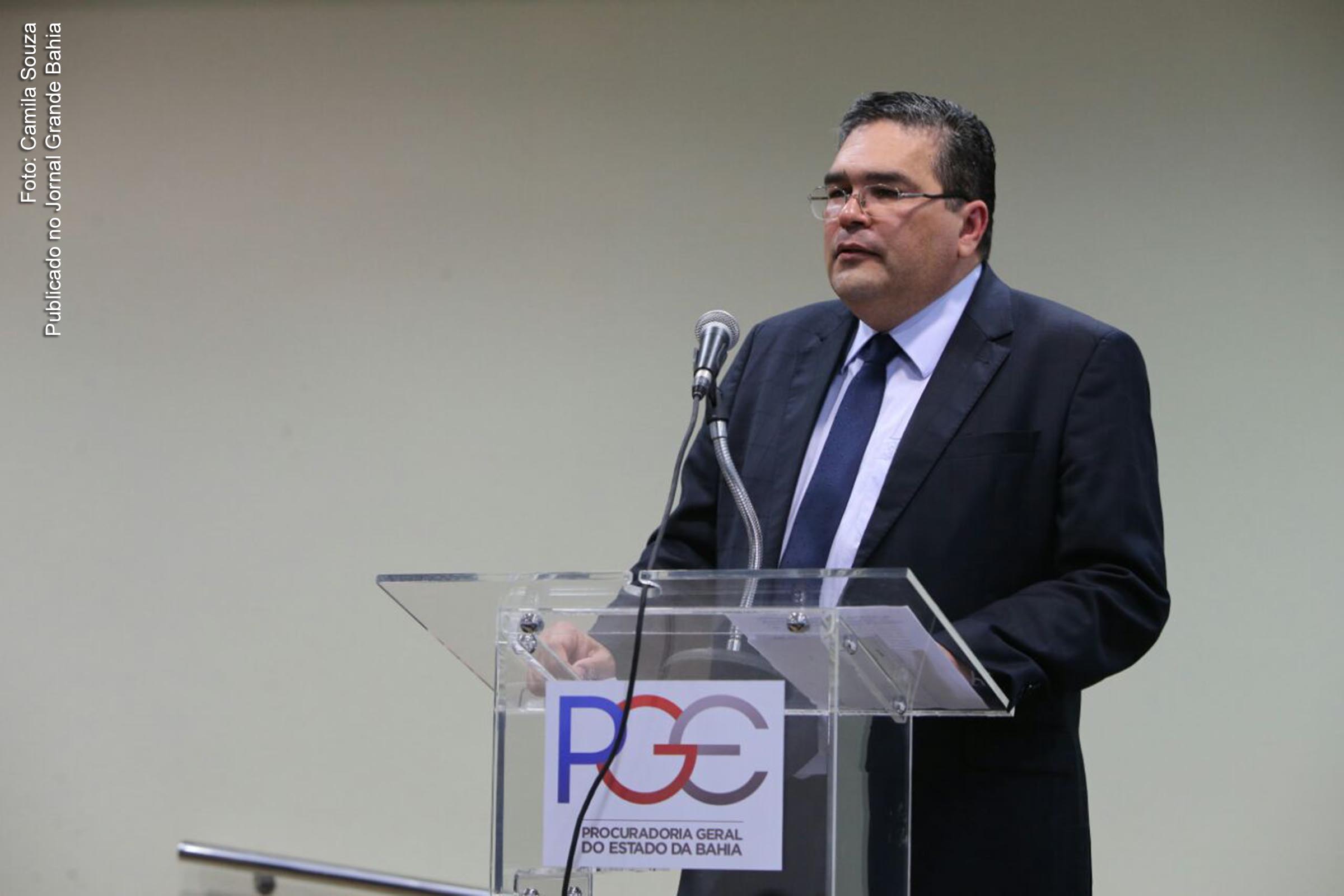 Procurador-geral Paulo Moreno solicita ao STF autorização para suspensão de pagamentos do Estado do Bahia.