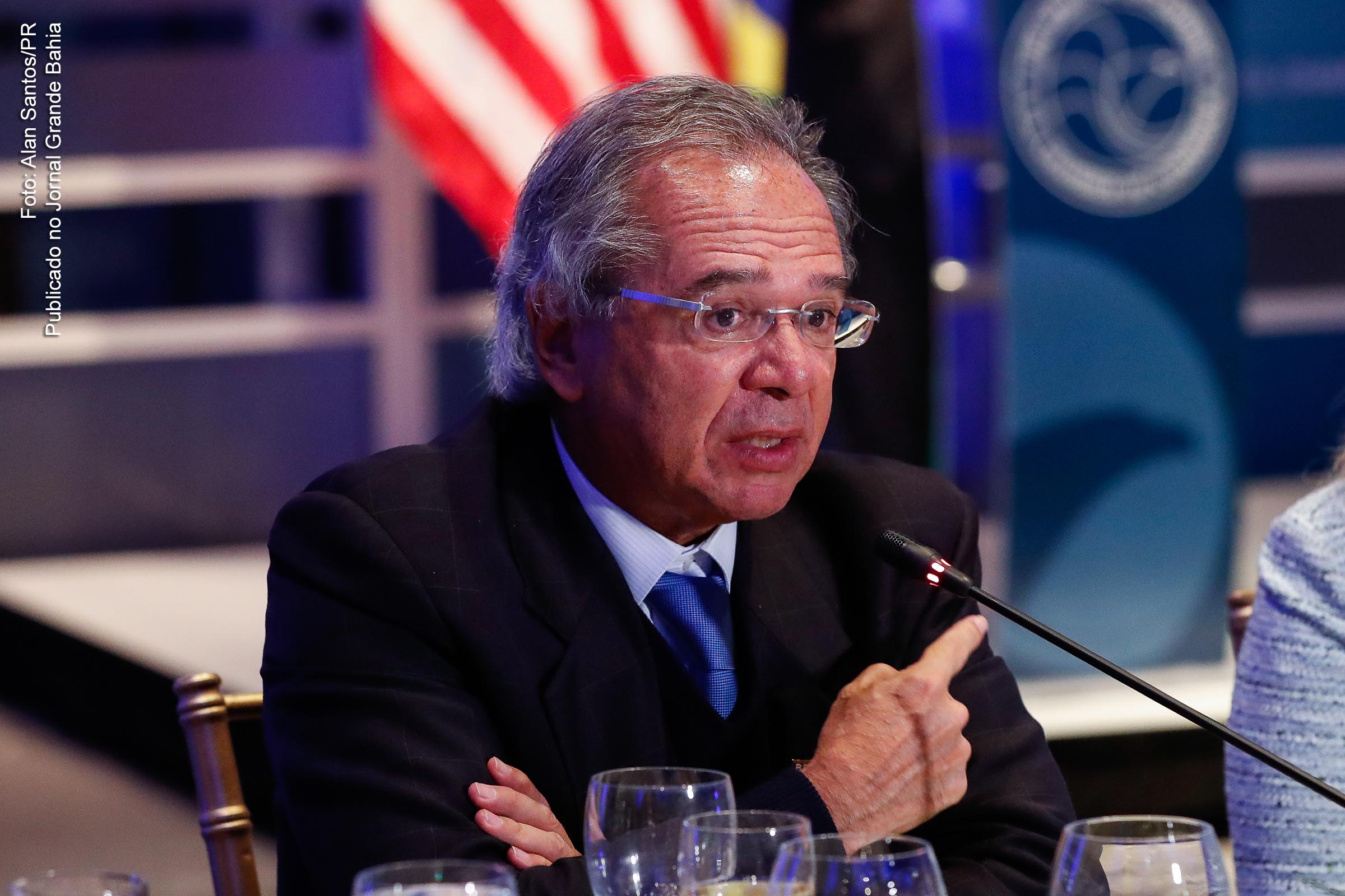 Paulo Guedes, ministro da Economia, colhe como resultado da política neoliberal a perspectiva de acentuada redução da atividade econômica.