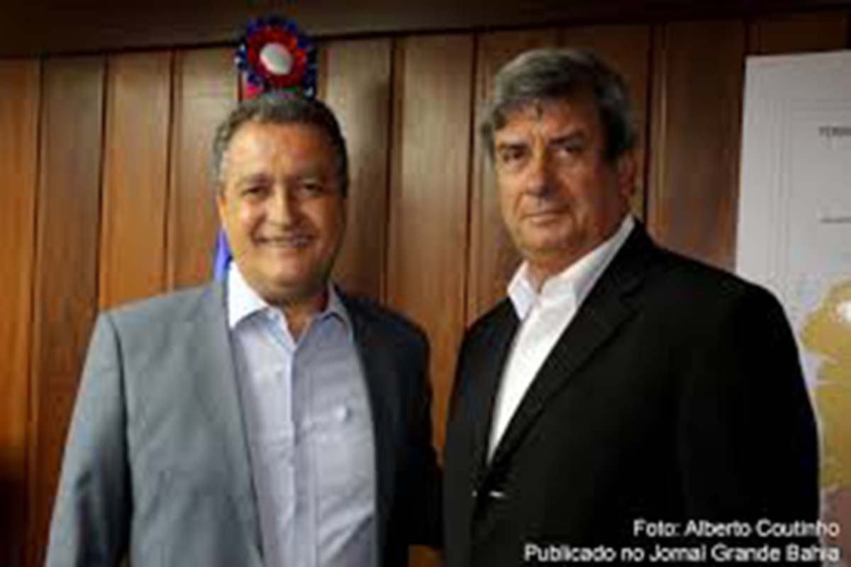 O prefeito de Feira de Santana Colbert Martins Filho e o governador da Bahia Rui Costa, unidos pela comunidade.
