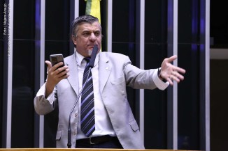 Deputado federal Emerson Miguel Petriv (Boca Aberta, PROS) perde mandato.