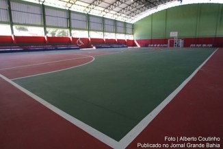 Irajuba recebe ginásio de esportes e terá ampliação de colégio estadual.