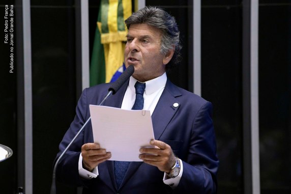 O presidente do Supremo Tribunal Federal (STF), Luiz Fux, se manifestou nesta quarta-feira (08/09/2021) em resposta às falas do presidente Jair Bolsonaro nos atos de 7 de setembro. Senadores repercutiram nas redes sociais.