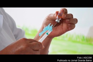 A imunização ocorre nas Unidades Básicas de Saúde (UBS), em cinco Unidades de Saúde da Família (USF), vinculadas ao programa Saúde na Hora.