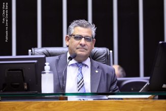 Deputado federal Nereu Crispim (PSL-RS) informa que transportadores rodoviários prometem interromper atividades caso as reivindicações da categoria não sejam atendidas pelo Governo Bolsonaro