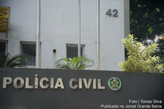 Operação Barreira Petrópolis também cumpre 17 mandados de busca e apreensão em endereços ligados aos acusados.