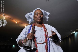 Baianas de acarajé tem vínculo com identidade afrodescendente do Brasil.