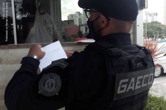 Polícia Civil da Bahia cumpre mandado da 'Operação Cristal' contra o médium “Dr. Fritz”.