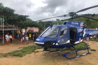 Equipe do GRAER atua no apoio à população afetada por temporais na Bahia sem qualquer dificuldade com abastecimento ou manutenção das aeronaves.