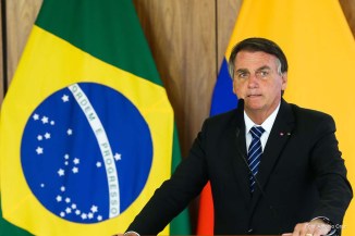 Presidente Jair Bolsonaro comentou sobre a PEC dos Precatórios e afirmou que o instrumento é uma forma viável de realocar dívidas em prol de uma revisão justa.