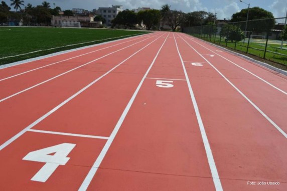 Reforma da pista de atletismo da UFBA, com inserção de novos equipamentos e construção de vestiários, será possível graças a um Acordo de Cooperação Técnica, Científica e Cultural.