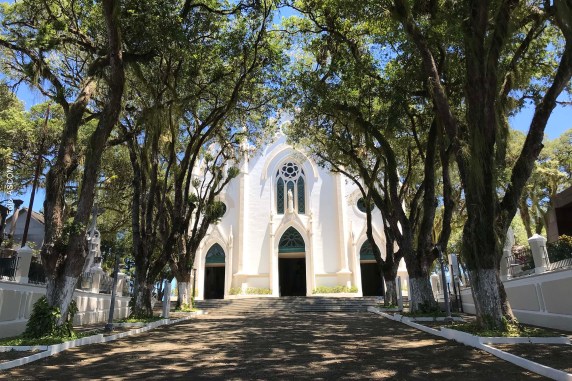 Durante o passeio virtual também é possível visitar o crematório, as salas de cerimônia em 4D e o Novo Campo Santo.