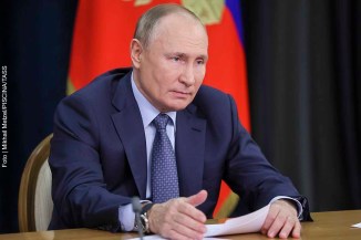 Presidente Vladimir Putin ressaltou que os países ocidentais também estão tomando ações hostis contra a Rússia na esfera econômica.