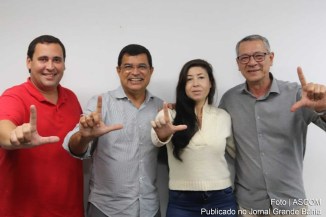Éden Valadares, Davidson Magalhães, Elze Facchinetti e Ivanilson Gomes definem agenda dos partidos de esquerda da Bahia para o 2 de Julho.