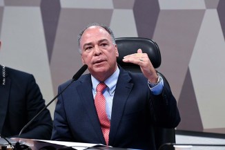 "Objetivo é garantir competitividade em relação a combustíveis fósseis", argumenta Fernando Bezerra.